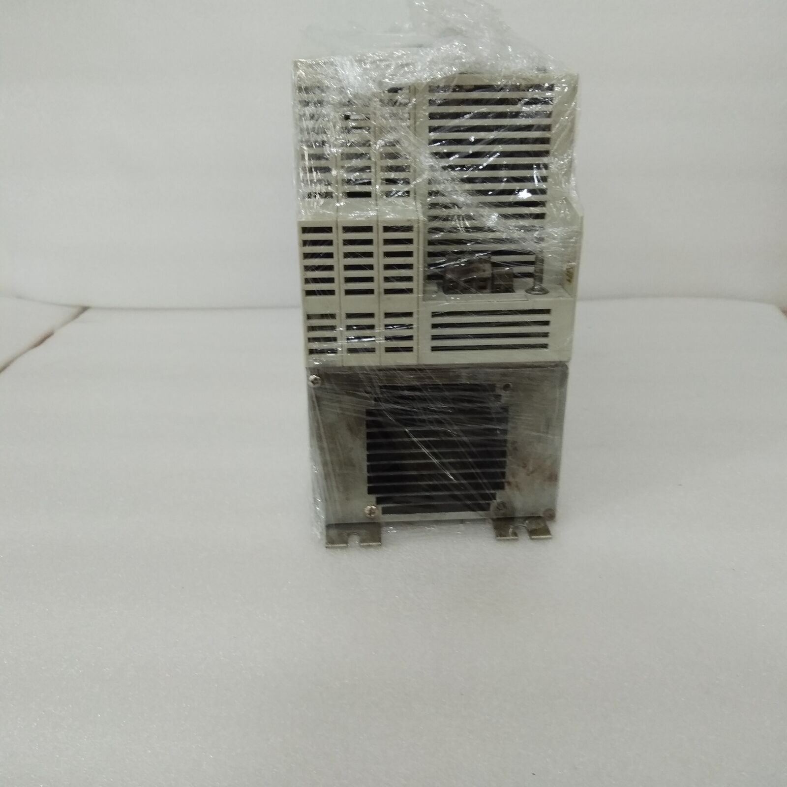 Used Lenze INVERTER EVS9325-EP refurbished - LENZE