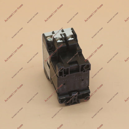 Fuji Electric SC-E05P Magnetic Contactor - FUJI ELECTRIC