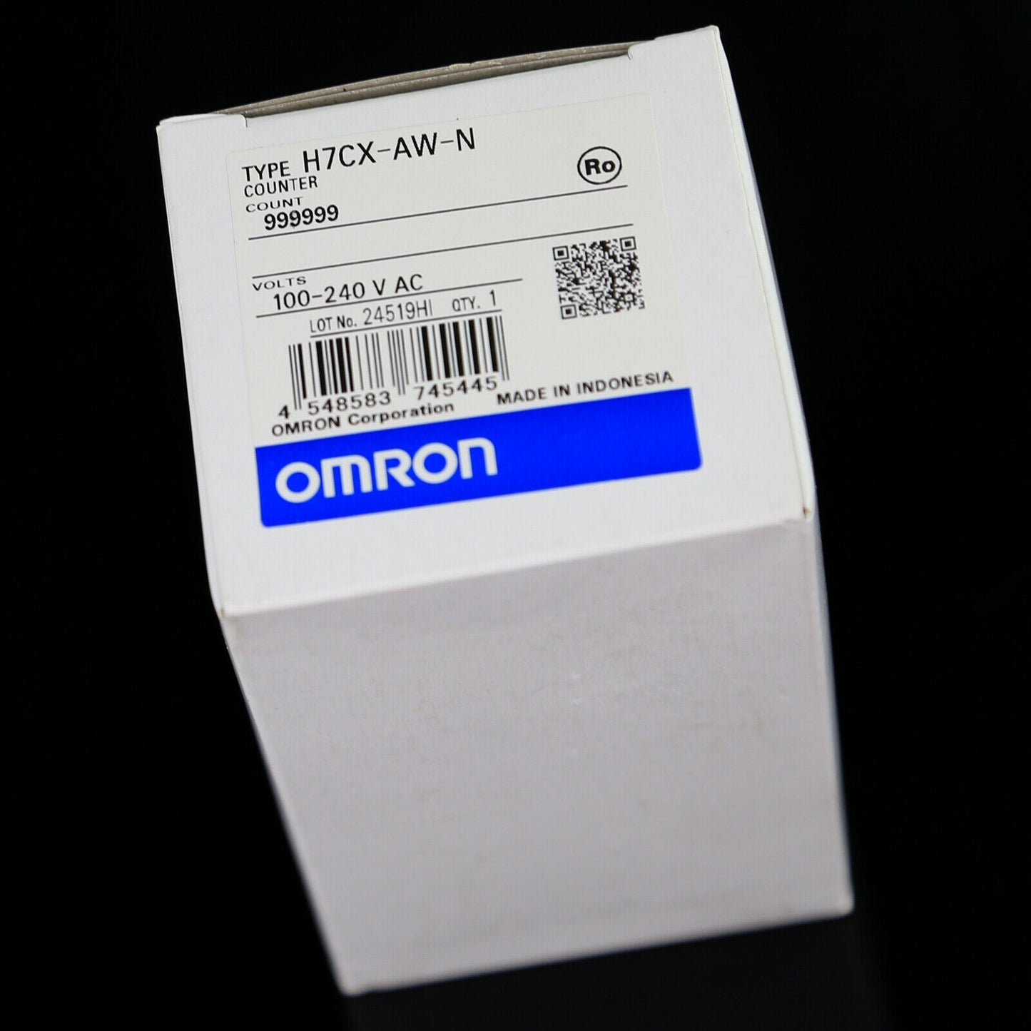 OMRON H7CXAWN Counter 100-240VAC - OMRON