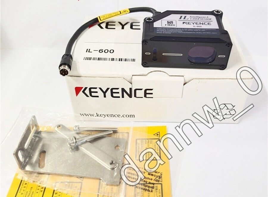 KEYENCE IL-600 Laser Sensor – High-Precision Measurement Tool - KEYENCE
