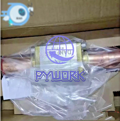 1PC- Danfoss 032L1110 Solenoid valve, EVR 40, Solder, ODF, 1 5/8 in- ~