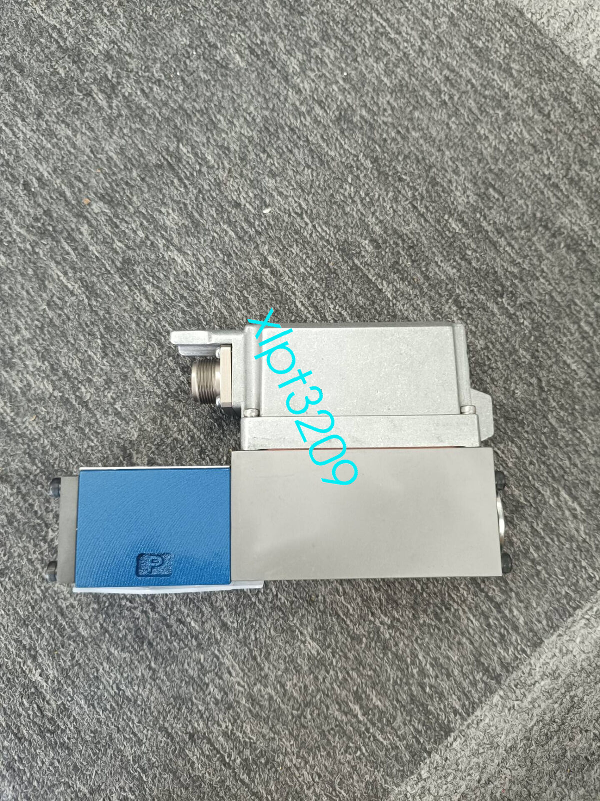 new 4WRPEH6C3B12L-20/G24K0/A1M  REXROTH  VALVE