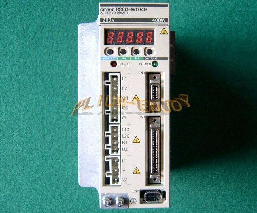 used  1PC Omron AC Servo Driver 200-230V 50/60Hz R88D-WT04H