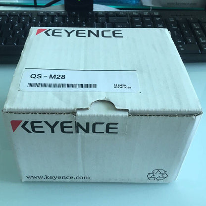 1PC KEYENCE QS-M28 Hybrid Stepper Motor in Box - KEYENCE