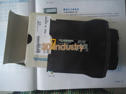 SCHMERSAL AES1135 Safety Relay - New In Box - 1PCS - SCHMERSAL
