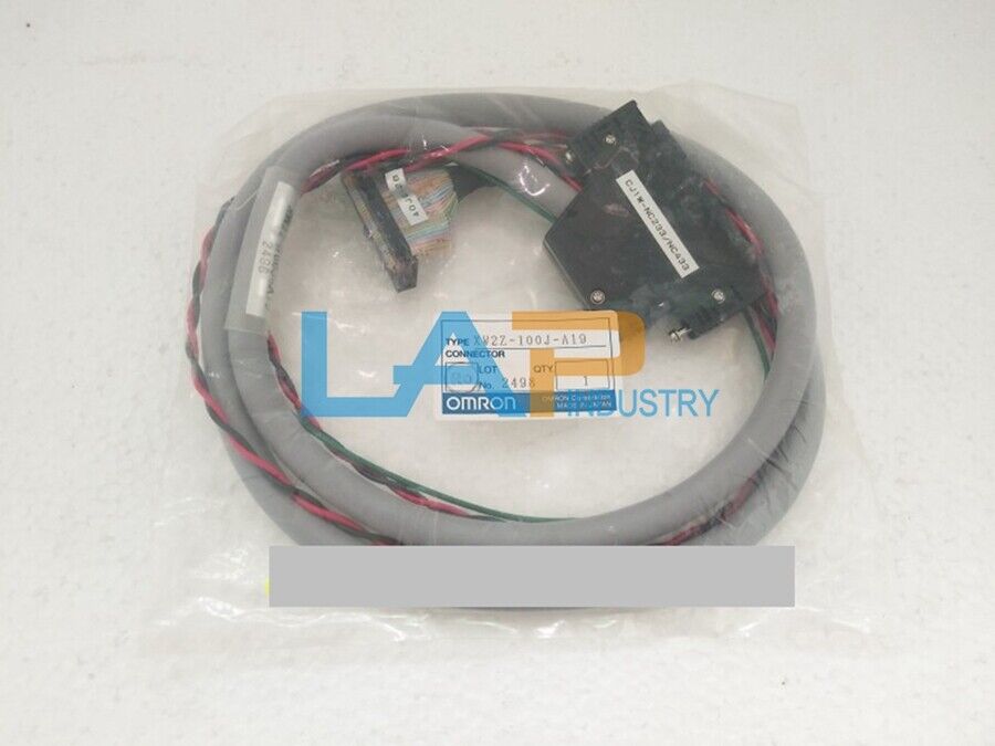 OMRON XW2Z-100J-A19 Servo Relay Unit Cable - 1PCS - OMRON