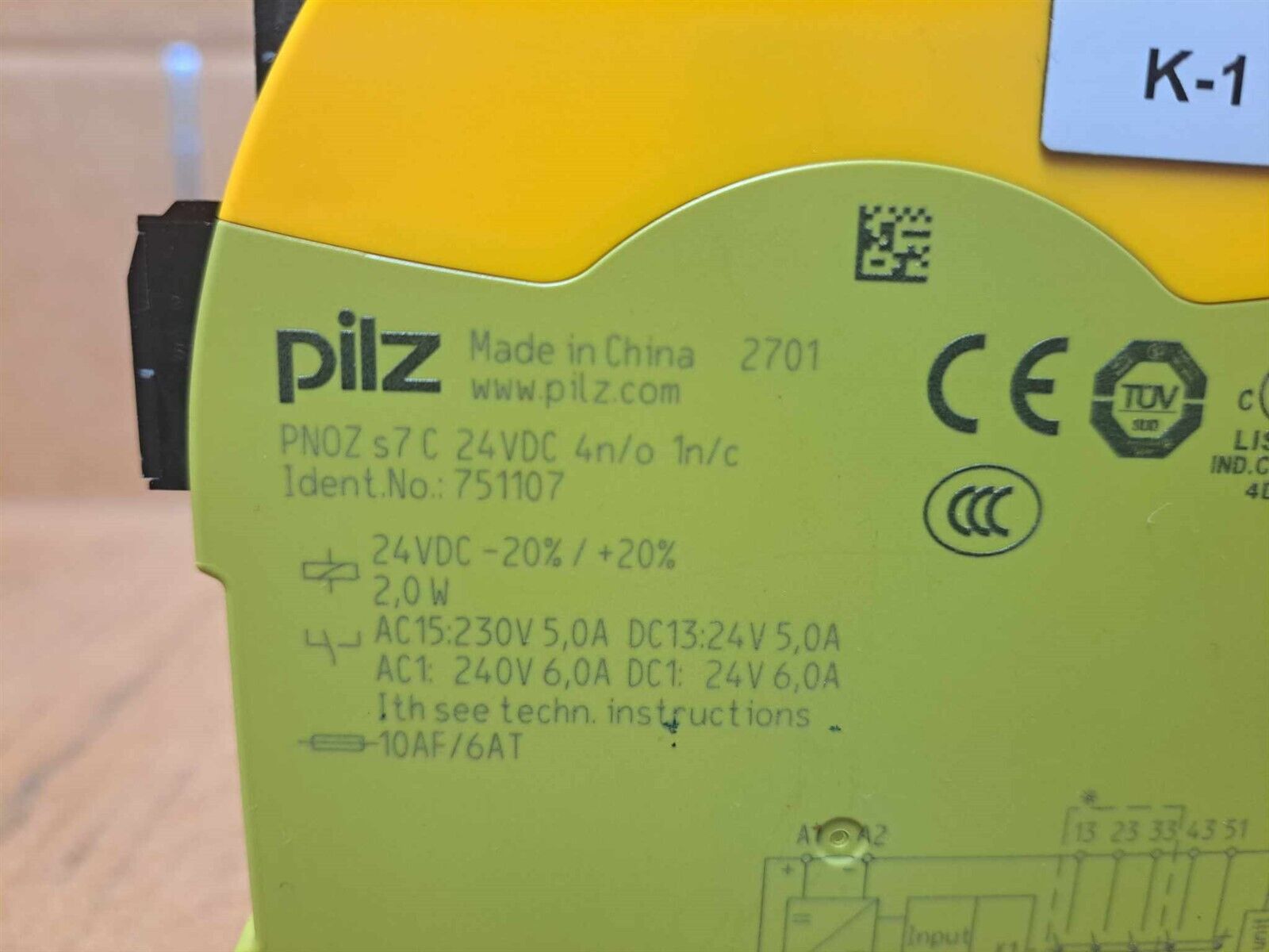 new Pilz Safety Relay PN0Z s7 C 24VDC Ident.No. 751107