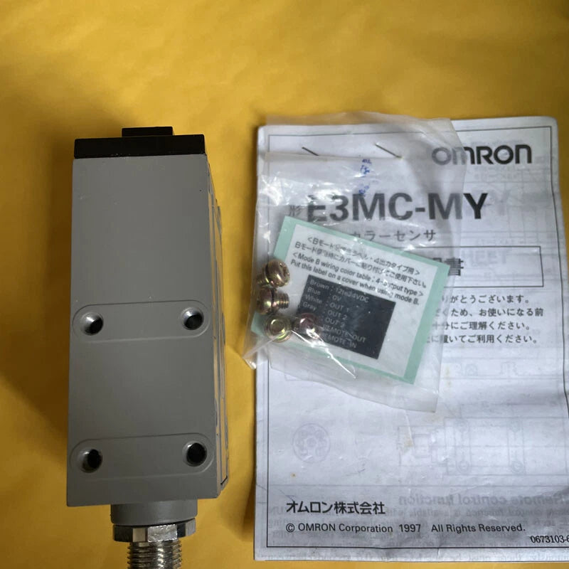 1PCS Omron sensor E3MC-MY41