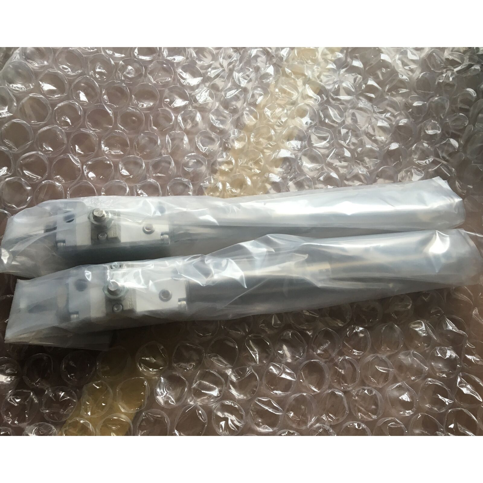 1pc SMC lock cylinder CDLM2B25-200-E ONE YEAR WARRANTY INDUSTRIAL LOCK mechanisms - SMC