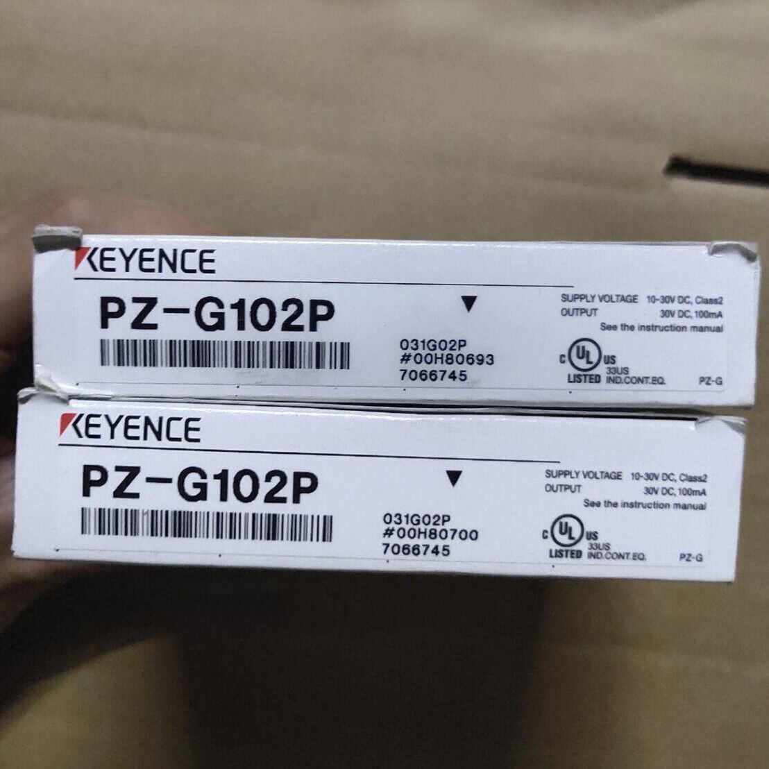 Keyence PZ-G102P Photoelectric Switch Sensor - KEYENCE