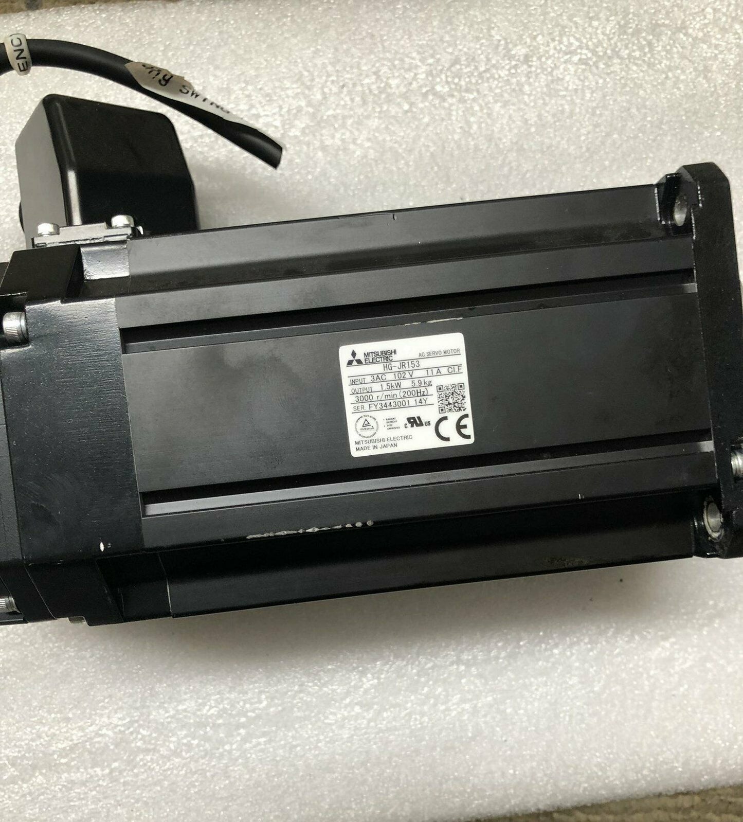 used ONE Mitsubishi Servo Motor HG-JR153 - In Good Condition - ONE