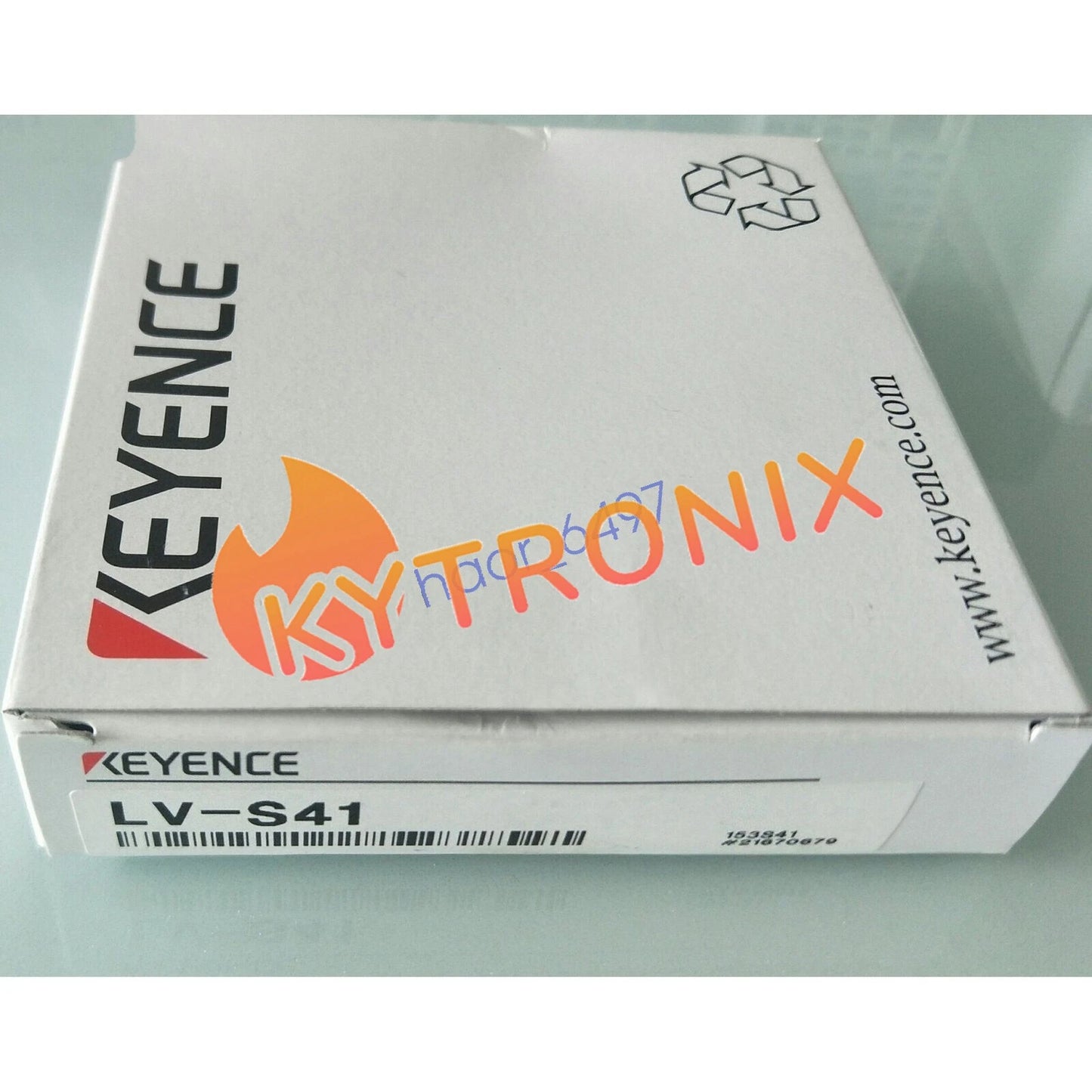 1PC Keyence LV-S41 Laser Sensor In Box ping LVS41