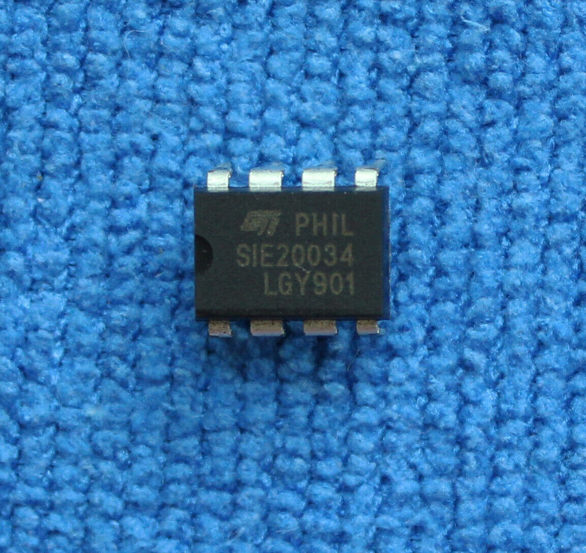 new 1pcs SIE20034 ST IC Chip DIP-8 - SIGMA