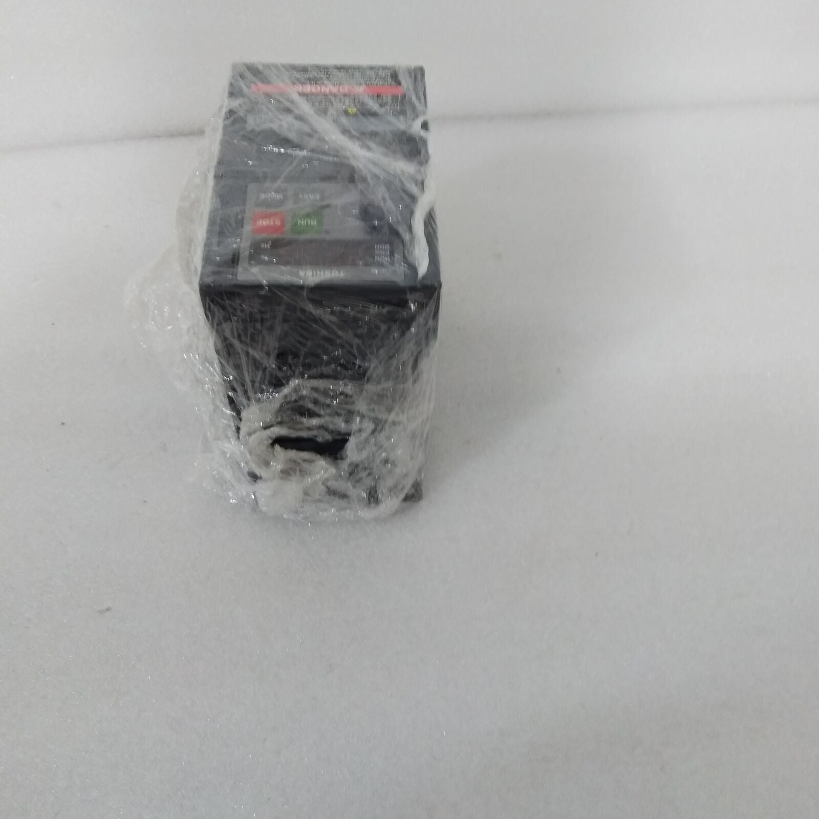 Used TOSHIBA INVERTER VFS15S-2007PL refurbished, high efficiency, within 24 hours - TOSHIBA