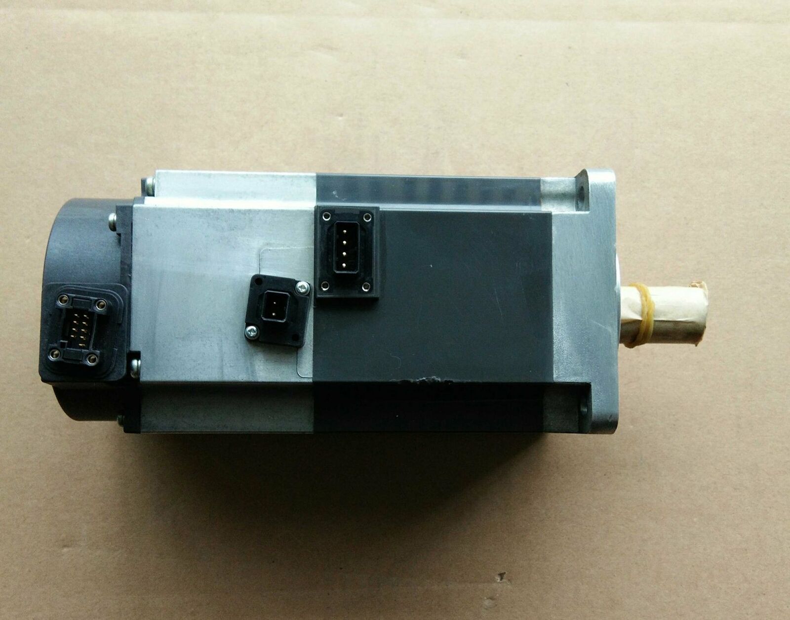 used ONE Mitsubishi HF-KN73BJ-S100 750W servo motor - MITSUBISHI