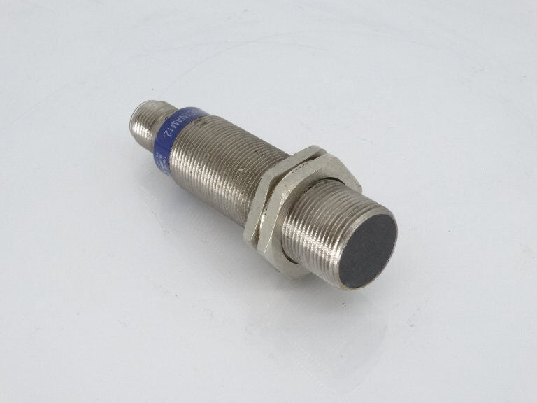 used SCHNEIDER ELECTRIC XS618B1NAM12 SENSOR - SCHNEIDER ELECTRIC
