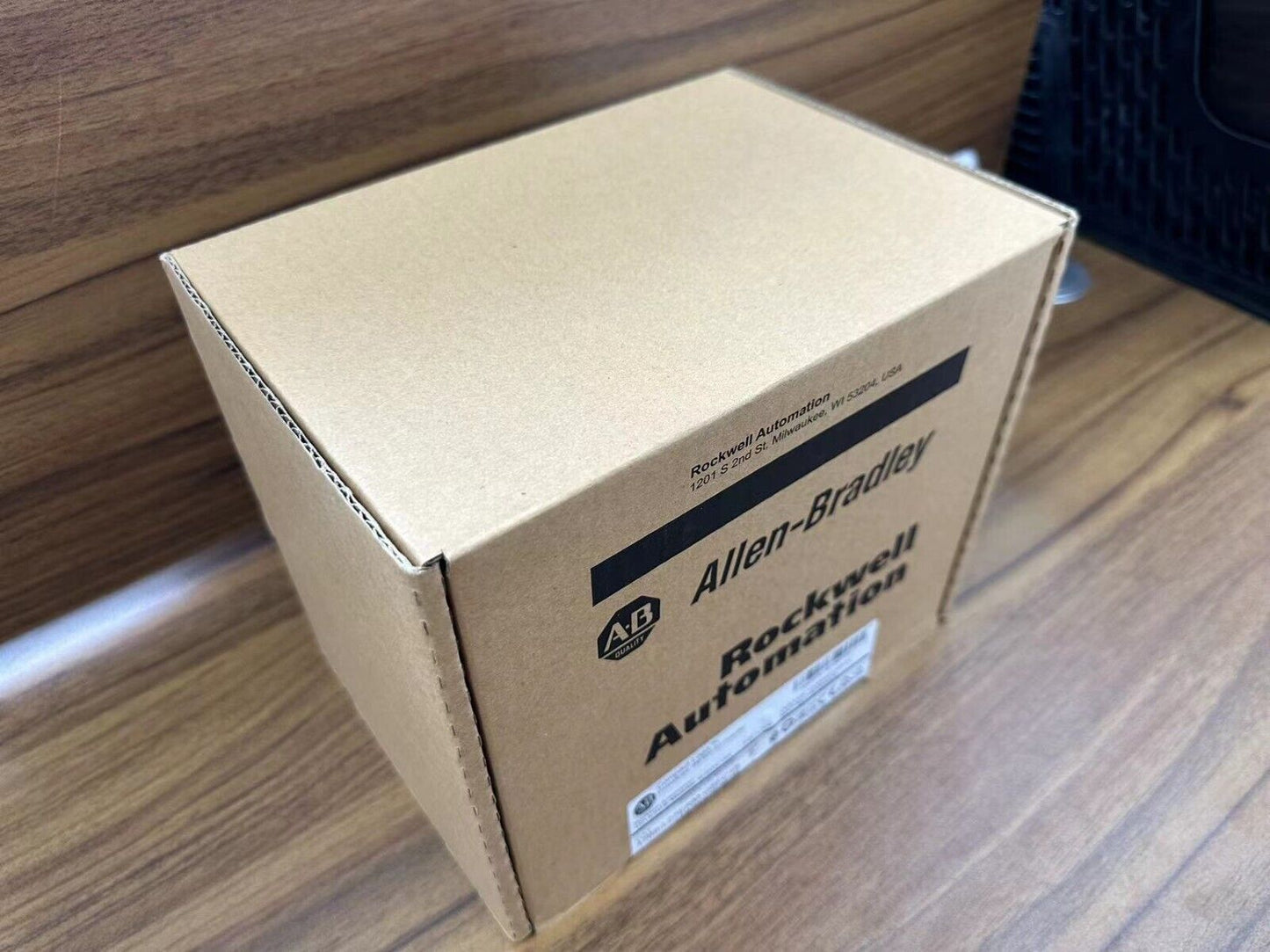 Allen Bradley Series A CompactLogix 5370 Ethernet Controller L27ERM-QBFC1B - ALLEN BRADLEY