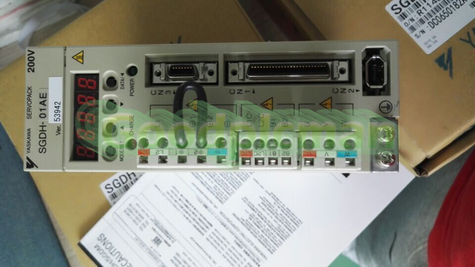 1Pcs YASKAWA SGDH-01AE Servo Drive SGDH01AE Free Ship