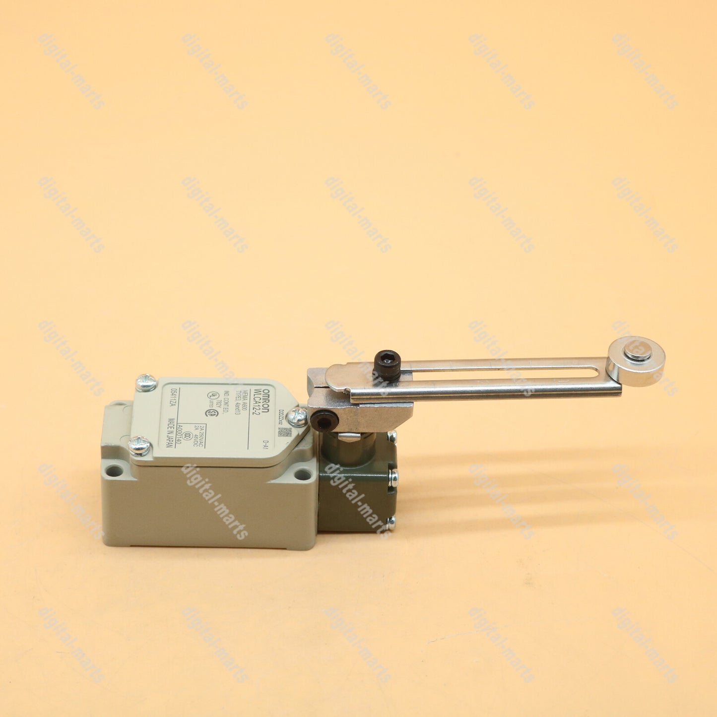 new 1PC omron In Box Limit Switch WLCA12-2 WLCA122 1 year