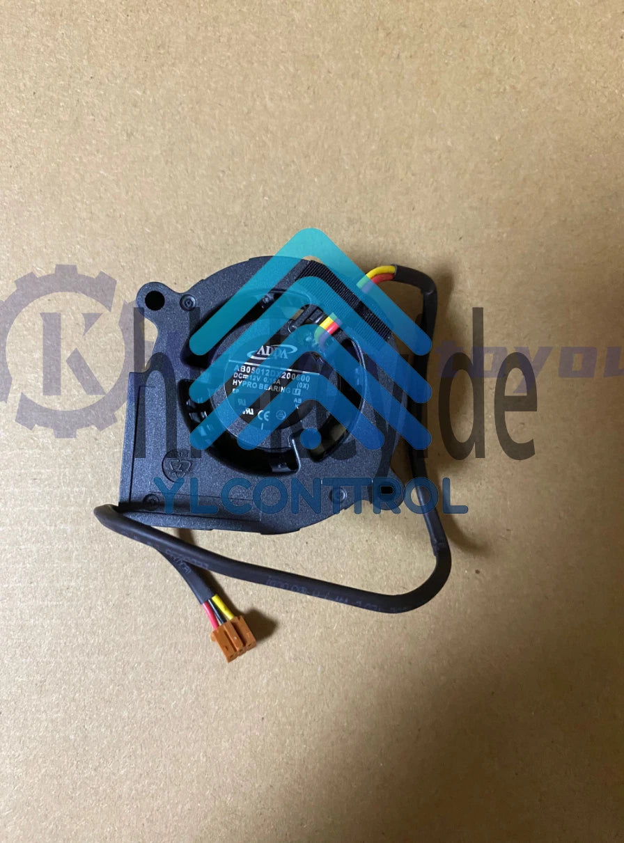 1PCS ADDA AB05012DX200600 DC 12V 0.15A 3Pin Projector blower