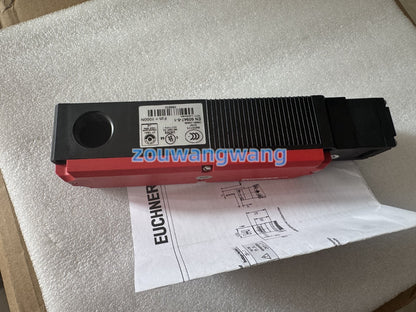 new 1pcs EUCHNER safety switches TP3-4121A024M