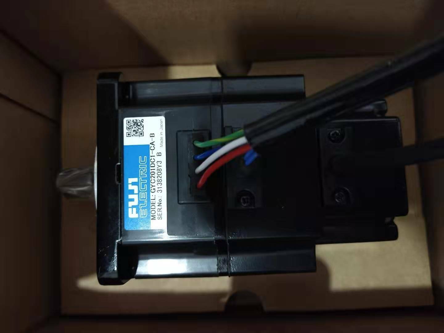 FUJI AC SERVO MOTOR GYC201DC1-CA-B GYC201DC1CAB