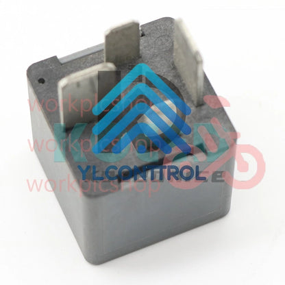 1PCS MR400709 Automotive Relay 4Pins replace MR301978
