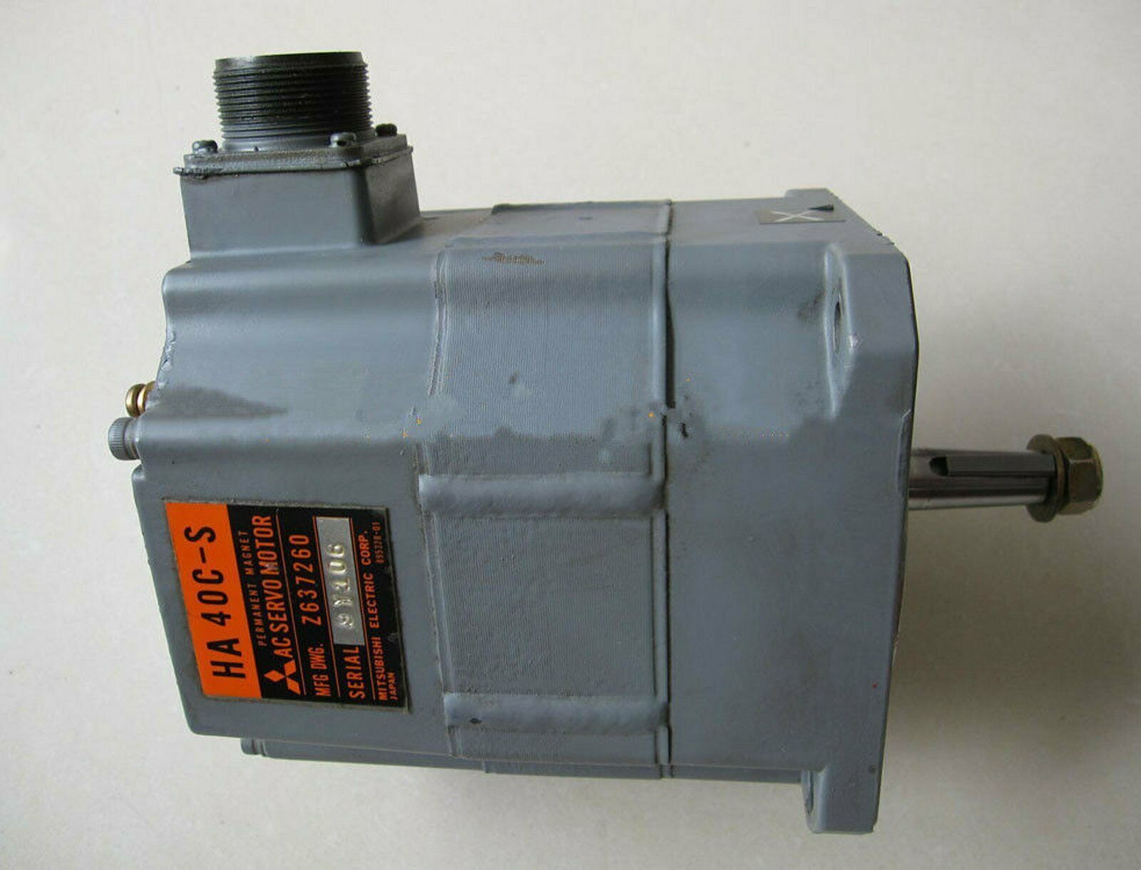 Used Mitsubishi Servo Motor HA40C-S – Tested and in Excellent Condition - MITSUBISHI
