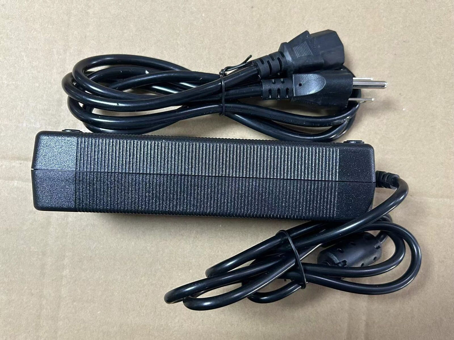 Leica TL5000 Ergo, Leica TL3000 Ergo transmitted light base power adapter