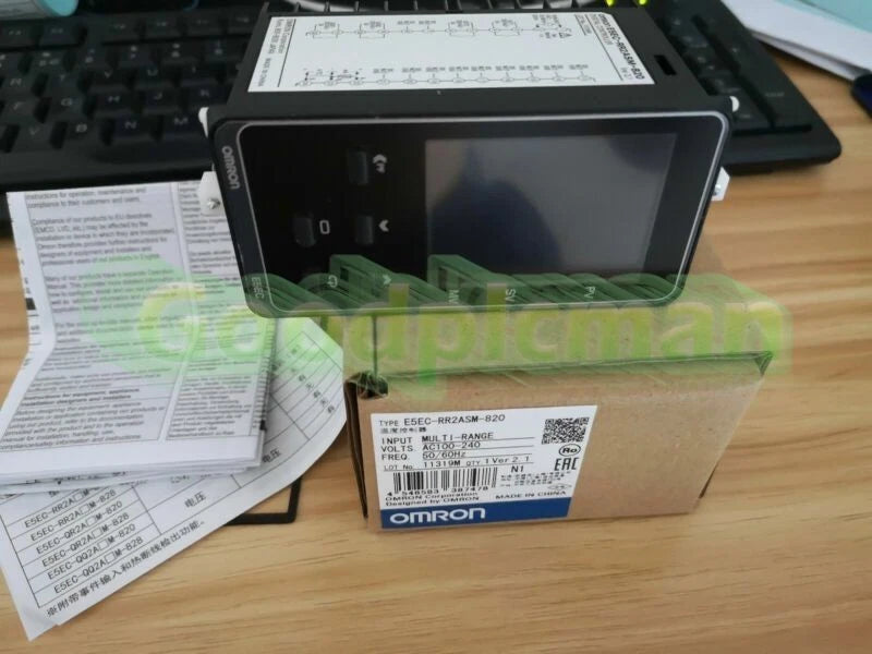 Digital Omron Temperature Controller E5EC-RR2ASM-820 In Box #OM