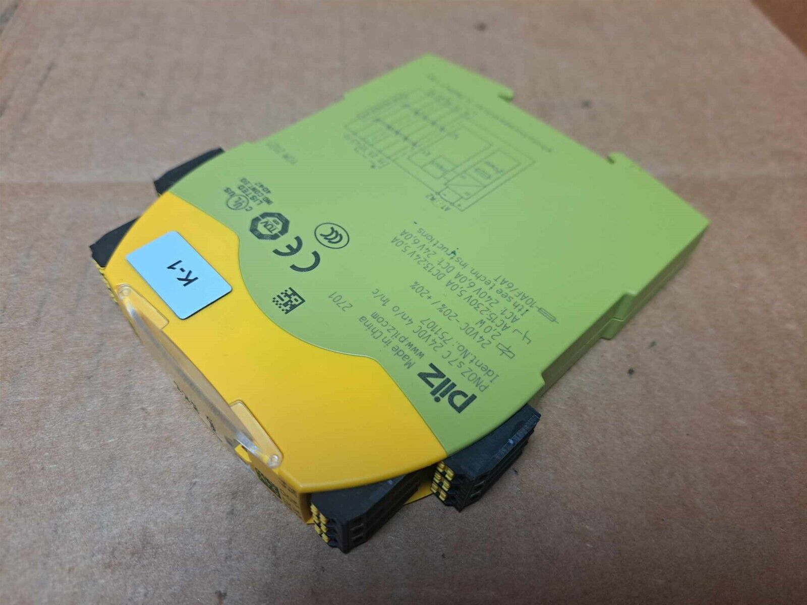 new Pilz Safety Relay PN0Z s7 C 24VDC Ident.No. 751107