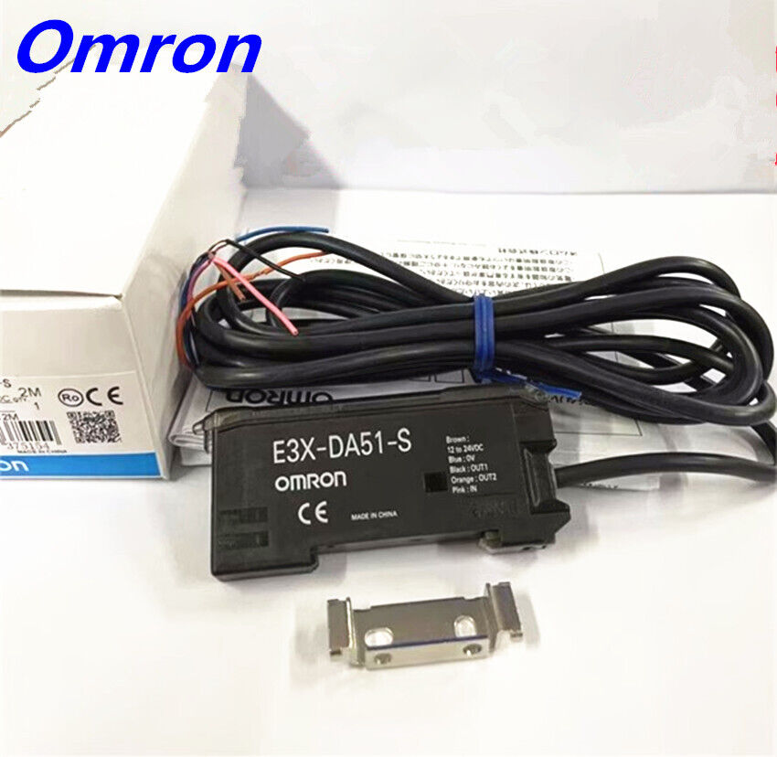 new 1pcs Omron E3X-DA51-S 2M Sensor Fiber Amplifier