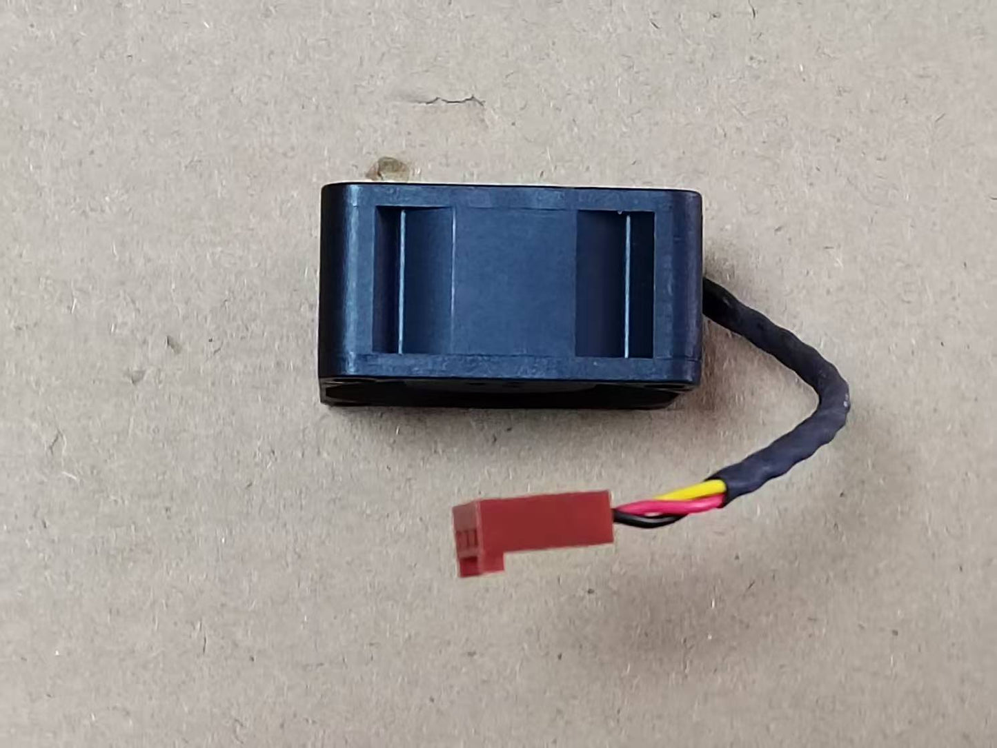 new SUNON MAGLEV KDE1204PKV1 DC 12V,0.8W H7704T FAN 3PIN