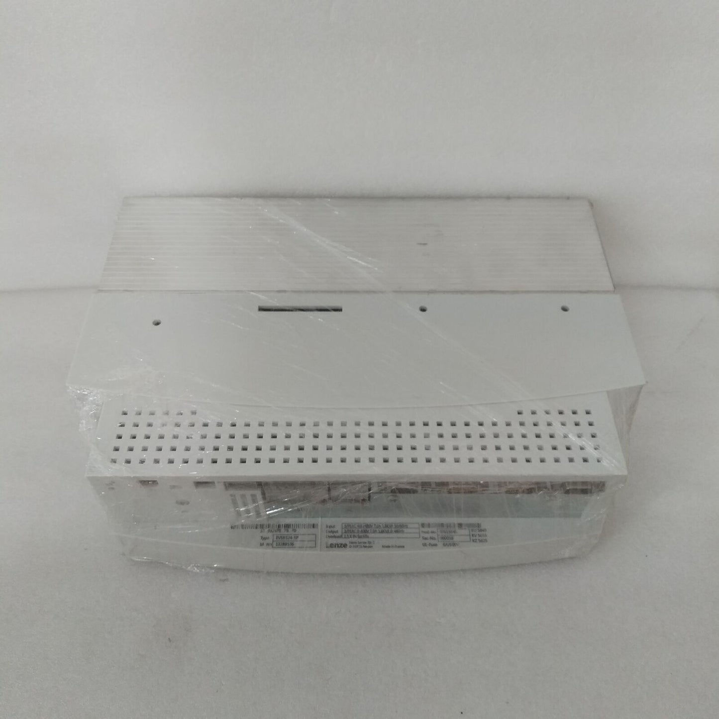 Used Lenze INVERTER EVS9324-EP within 24 hours refurbished - LENZE