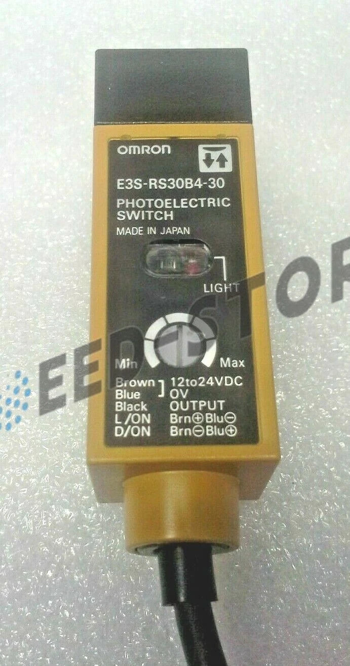 1PCS E3SRS30B430 Omron E3S-RS30B4-30 Photoelectric Switch