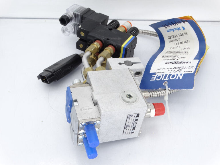 NORDSON 731988 Hot Glue Dispenser - NORDSON