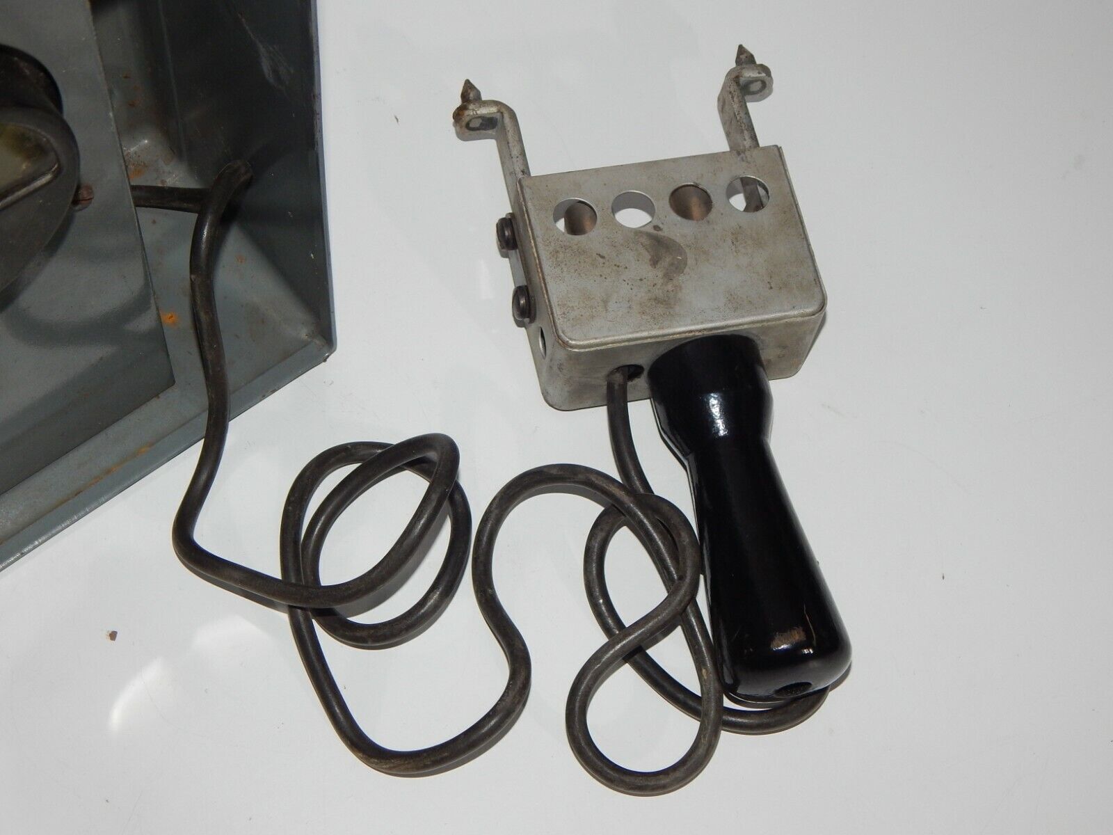 Used Meter Universal TESTER BATTERY MODEL 3-43 - Professional Battery Testing Tool for USA - METER UNIVERSAL