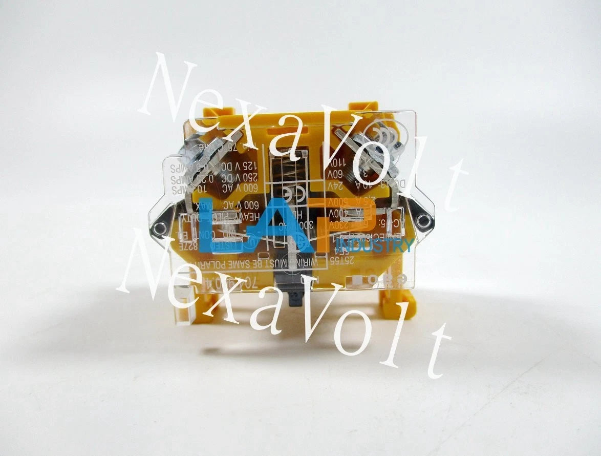 1PCS For Contact 704.900.4 2NC AC-15 6A 230V