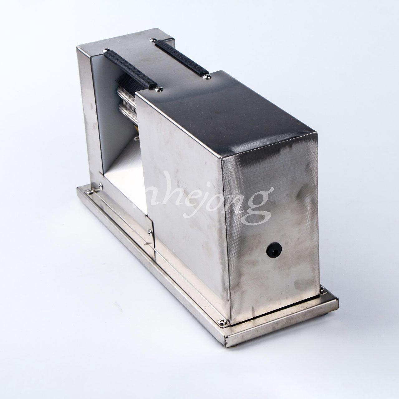 Semi-automatic Bean Sheller Machine – Pea Peel - PROLINE MACHINERY