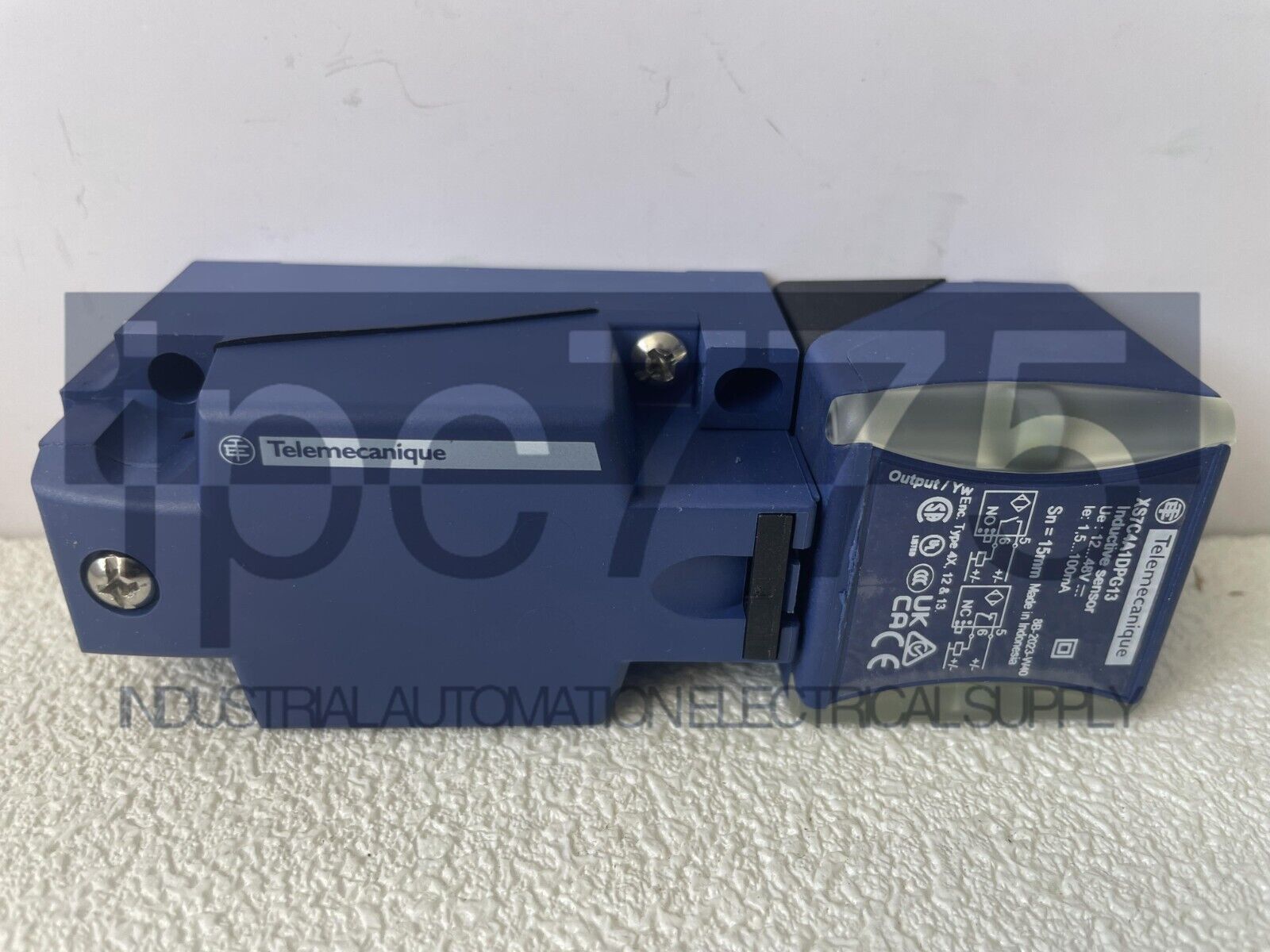 1PCS Schneider XS7C4A1DPG13 Proximity Switch Sensor - High-Quality Proximity Sensor Unit - SCHNEIDER