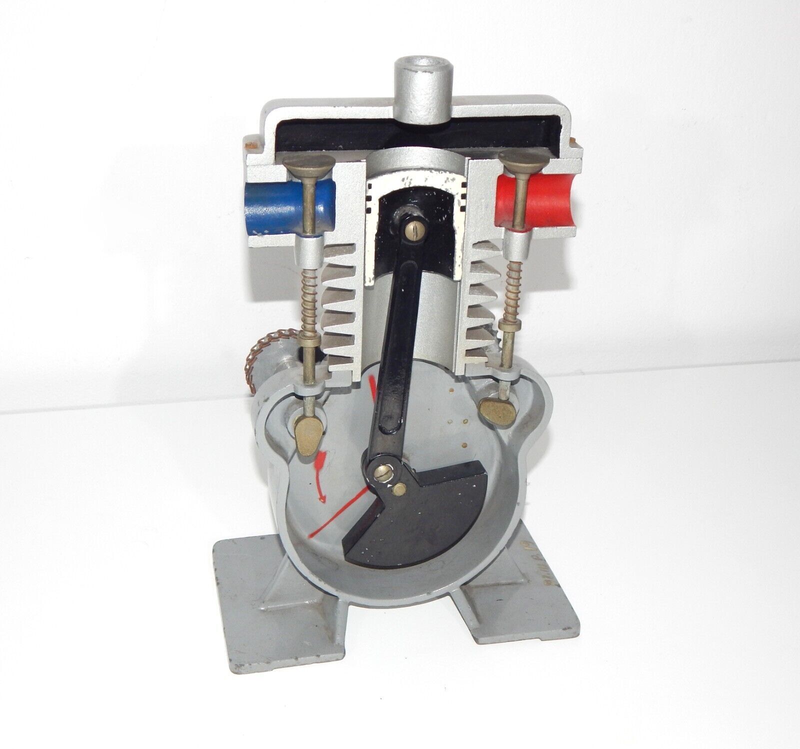Used Old Driving School Model Four-Stroke Engine Demonstration Model - KOEED