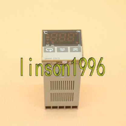 used Omron E5CS-R1KJX Temperature Controller Good - OMRON