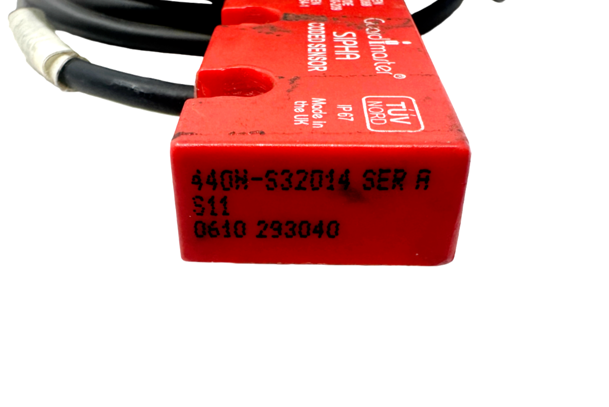 used Allen Bradley 440N-S32014 Guardmaster Sipha Non-Contact Switch - ALLEN BRADLEY