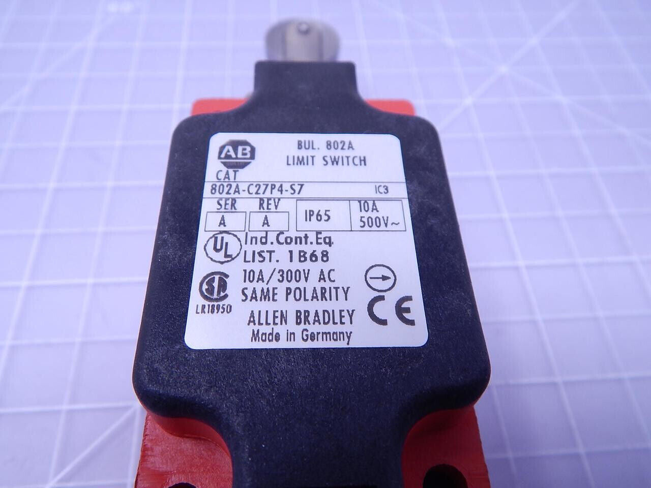 Allen Bradley Allen Bradley 802a-c27p4-s7 Limit Switch T114674 Limit Switch - ALLEN BRADLEY