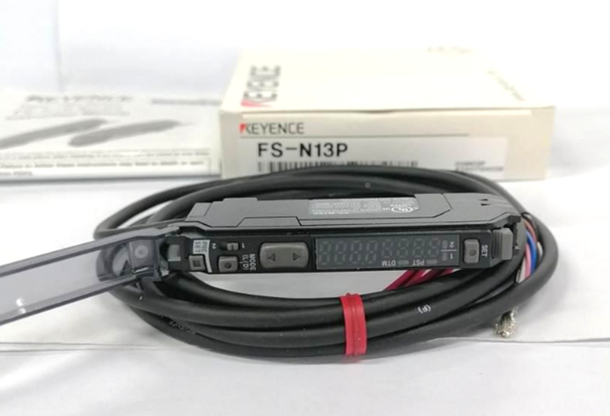 KEYENCE FS-N13P Fiber Optic Sensor Amplifier | Precision Optical Amplifier with 13dB Amplification - KEYENCE
