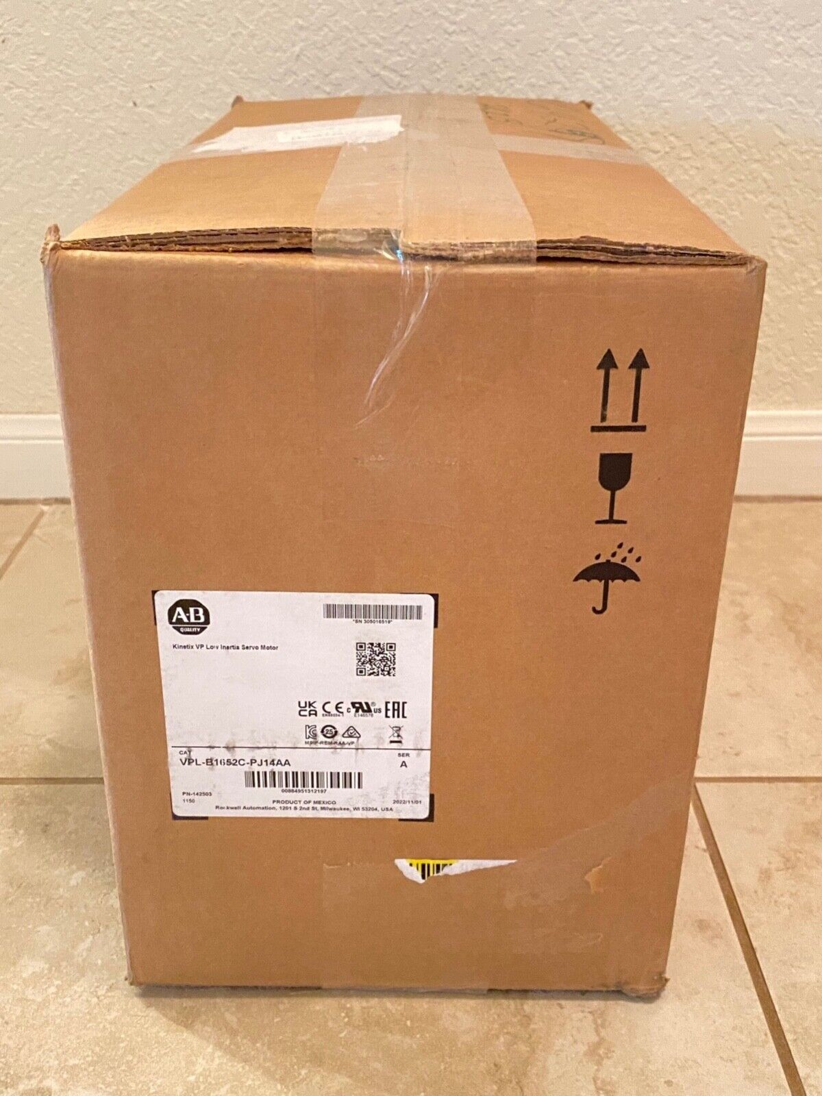 Allen-Bradley VPL-B1652C-PJ14AA Kinetix VP Low Inertia Servo Motor - ALLEN-BRADLEY