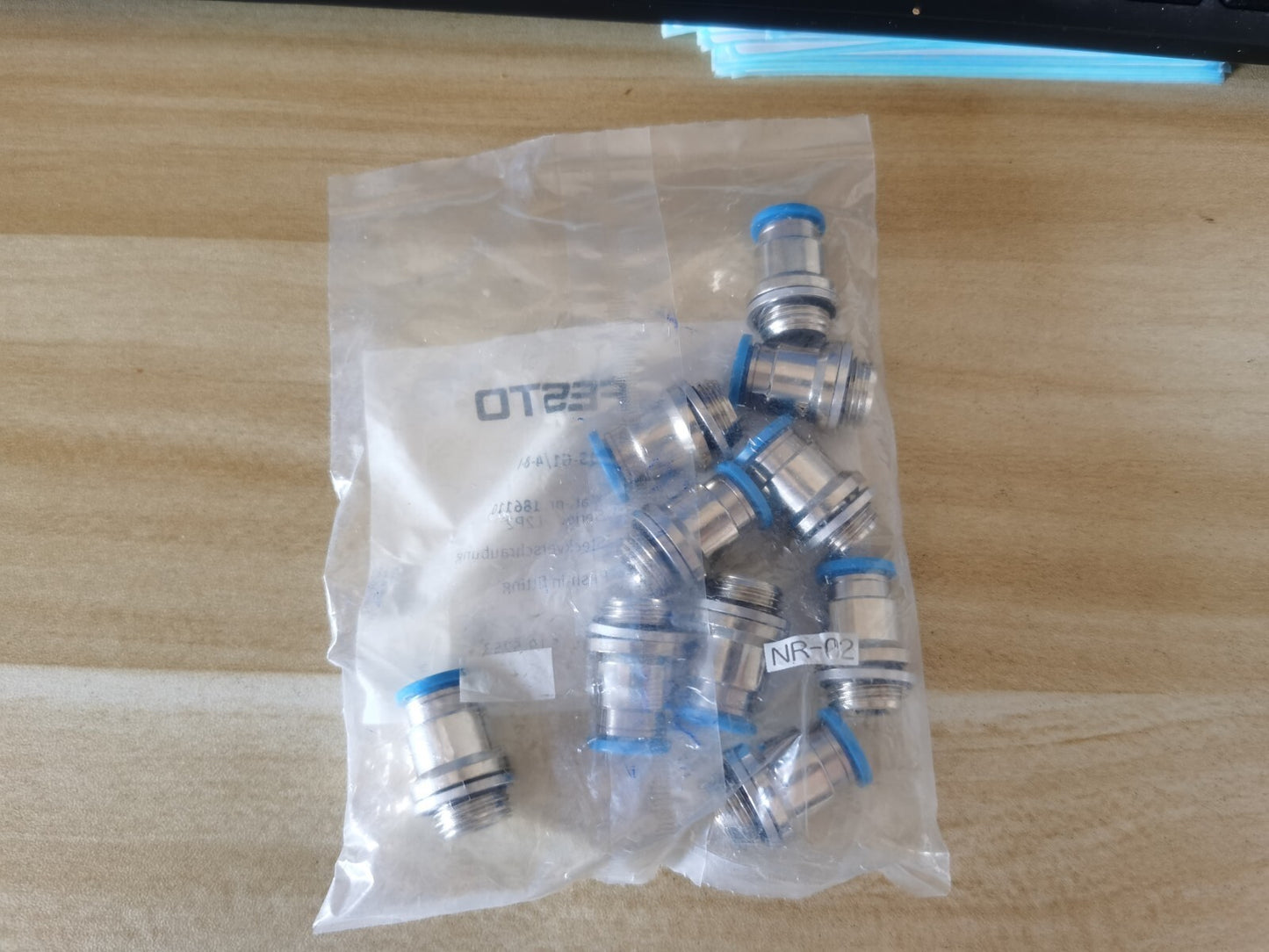 1Bag/10pcs Festo QS-G1/4-8-I 186110 Fittings