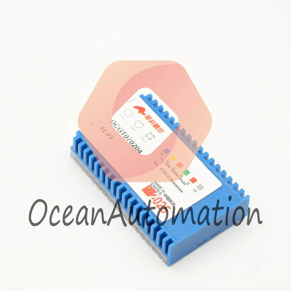 2PCS DCGT070204 CNC Turning Cutting Tool PCD Diamond blade Turning Insert