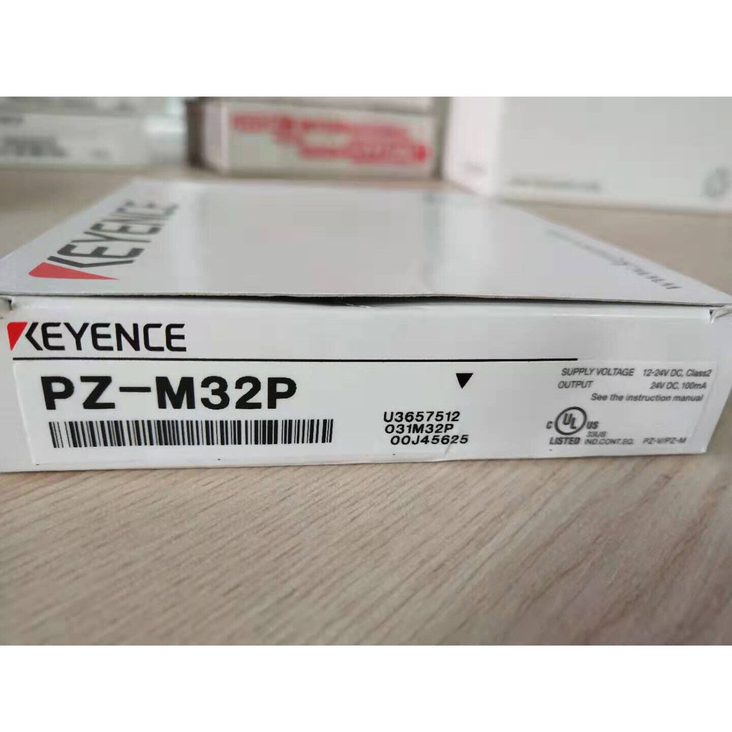 KEYENCE Photoelectric Switch Sensor PZ-M32P - KEYENCE