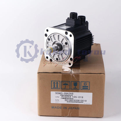 1Pcs Yaskawa SGMG09A2AB Servo motor SGMG-09A2AB